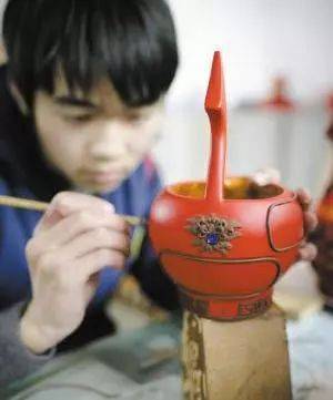 浙江木雕現(xiàn)場創(chuàng)作大賽暨第七屆浙江民間文藝 '映山紅獎(jiǎng)'(木雕)評選活動(dòng)報(bào)名啟動(dòng)